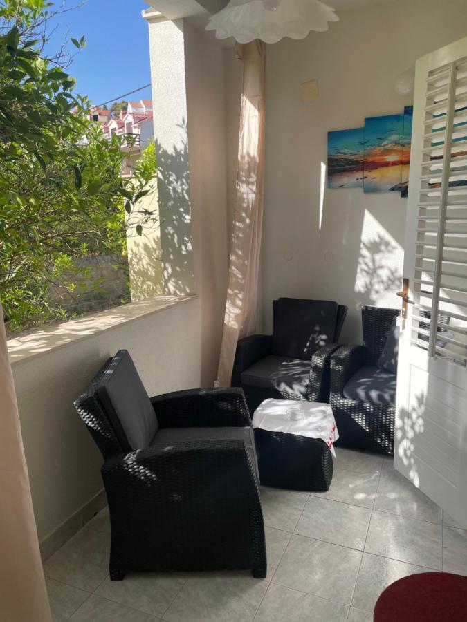 ילסה Apartmani Isabella - Ilda Radonic מראה חיצוני תמונה