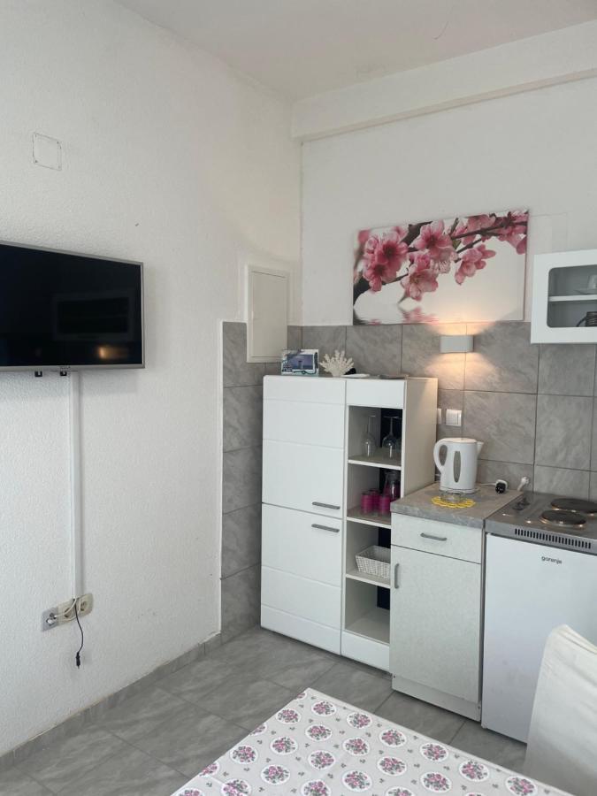 ילסה Apartmani Isabella - Ilda Radonic מראה חיצוני תמונה