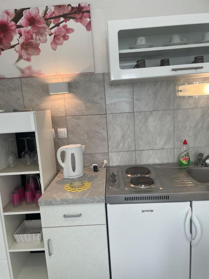 ילסה Apartmani Isabella - Ilda Radonic מראה חיצוני תמונה
