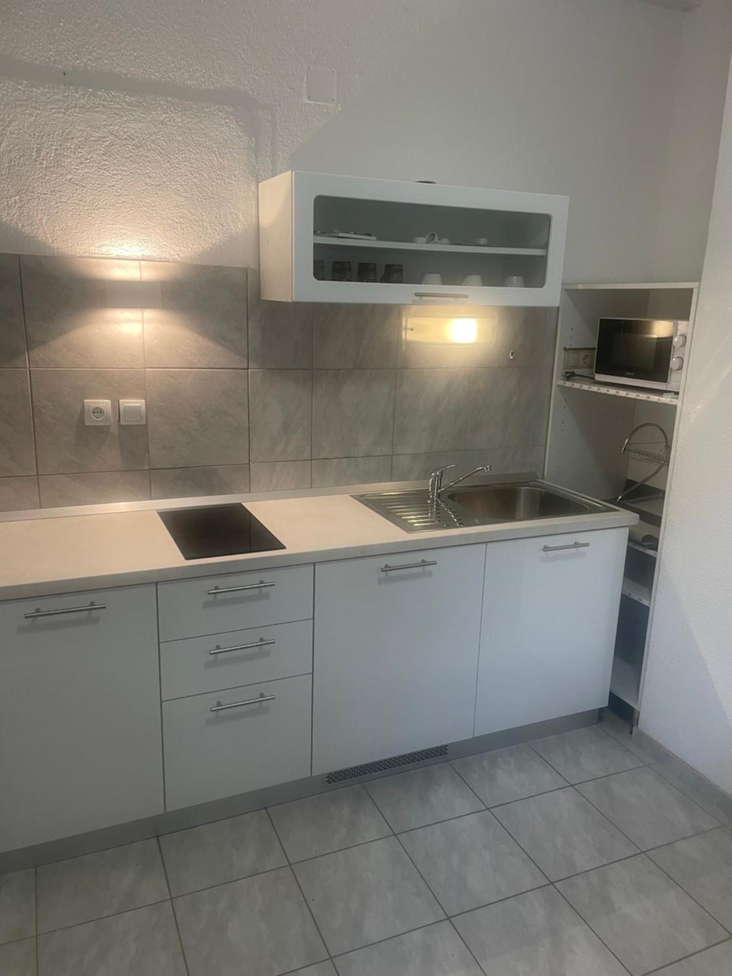 ילסה Apartmani Isabella - Ilda Radonic מראה חיצוני תמונה