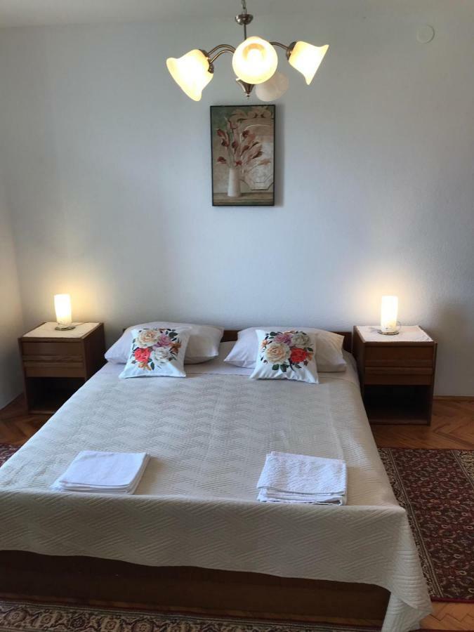 ילסה Apartmani Isabella - Ilda Radonic מראה חיצוני תמונה